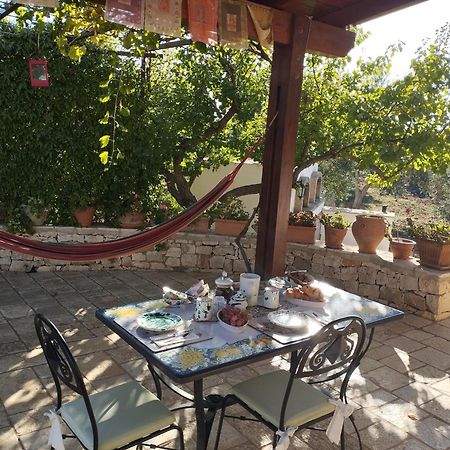 Piccolo Trullo Ostunese Le Jardin De Sophie' Ostuni Zewnętrze zdjęcie